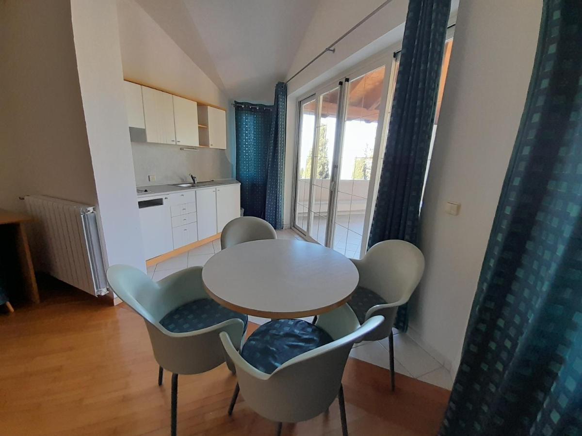 Aparthotel Plat ムリニ エクステリア 写真